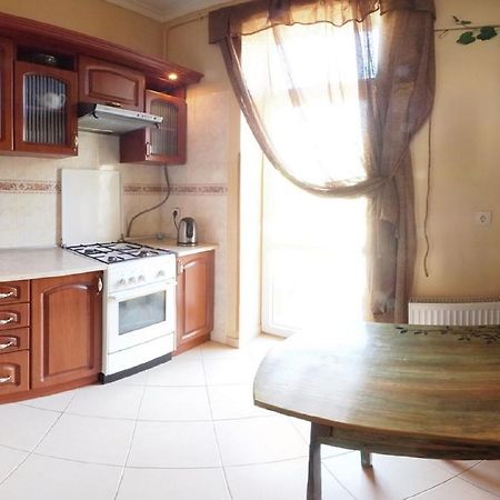 Apartments In Old City Лвив Екстериор снимка