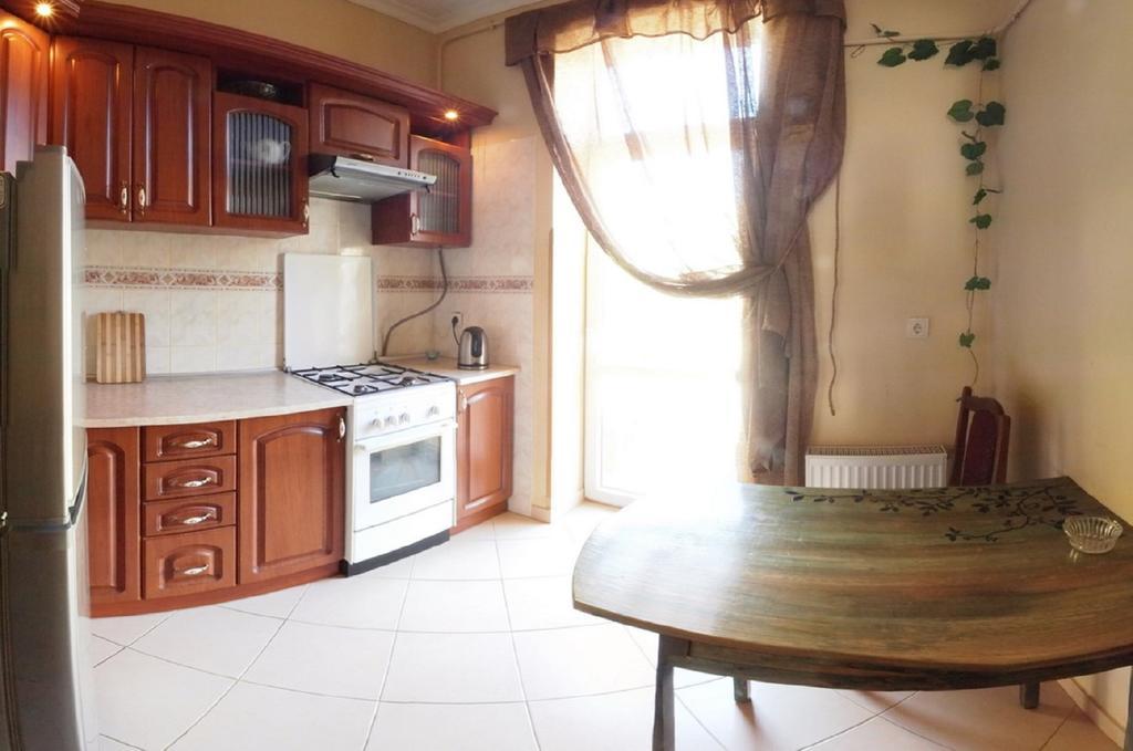 Apartments In Old City Лвив Екстериор снимка